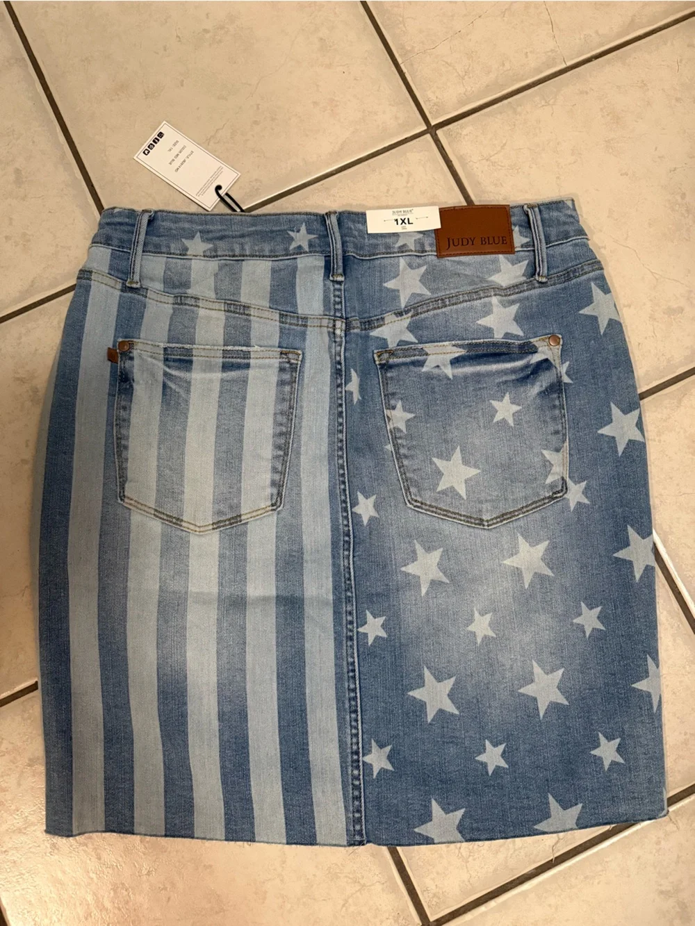 Judy Blue Two-Tone Stars & Stripes Denim Mini Skirt - Light Blue - Picture 4 of 4